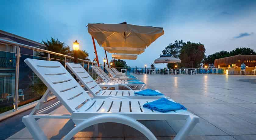 Wonasis Resort & Aqua Hotel